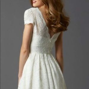 New With Tags Watters Encore Ivory Wedding Dress